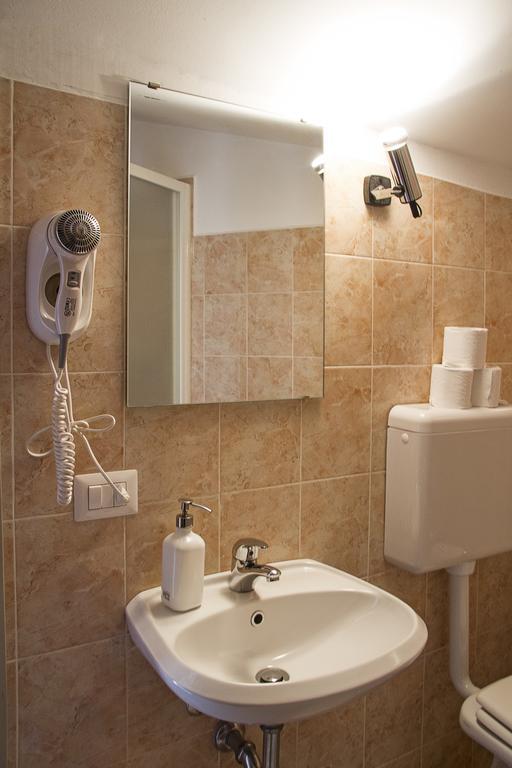 Suite Tower Μπέργκαμο Εξωτερικό φωτογραφία